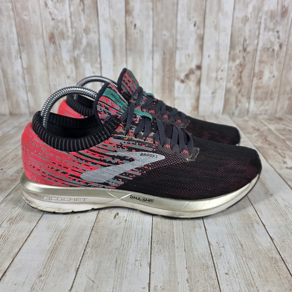 Brooks Ricochet Knit Running Shoes Athletic Comfort Sneakers Black Red 9.5‎